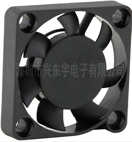 加濕器散熱風(fēng)機技術(shù)特點